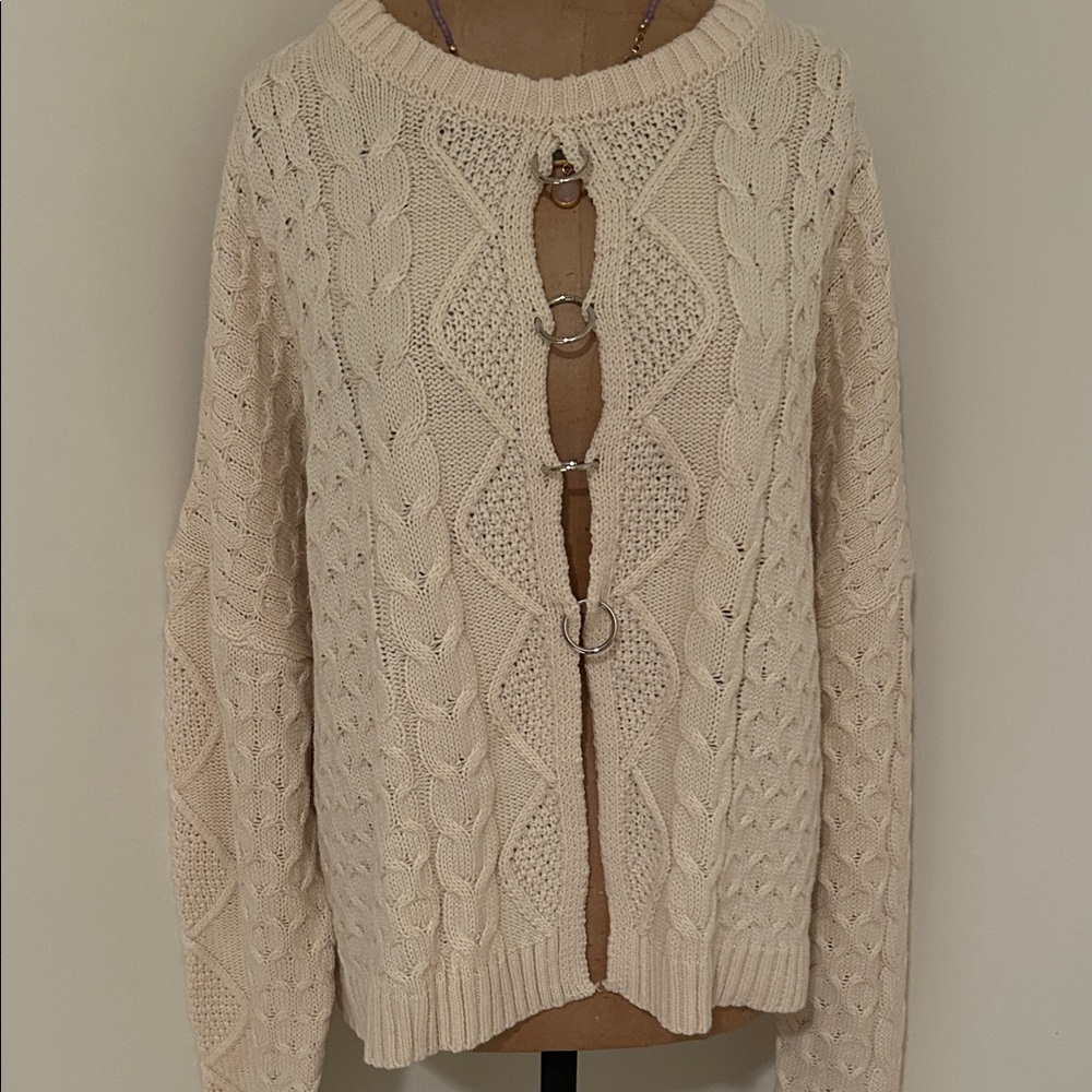 Elegant Cream Cable Knit Sweater